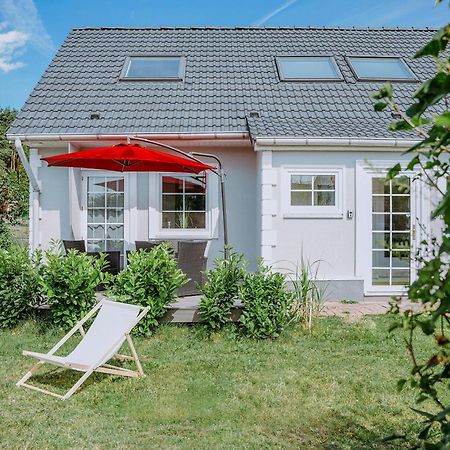 Ferienhaeuser Insel Usedom Haus Samara 8 - Blick Aufs Achterwasser! Whirlpool Und Sauna Lutow エクステリア 写真