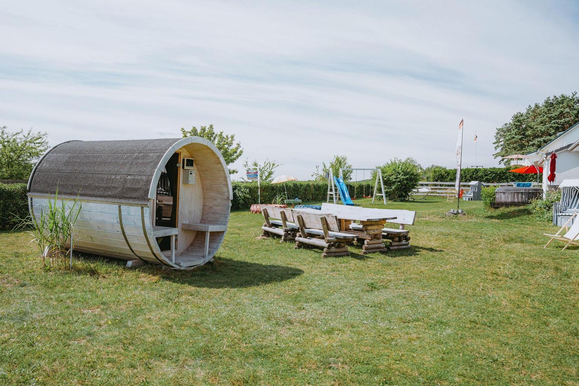 Ferienhaeuser Insel Usedom Haus Samara 8 - Blick Aufs Achterwasser! Whirlpool Und Sauna Lutow エクステリア 写真